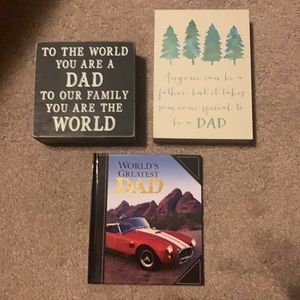 🌸Wall decor plus book🌸